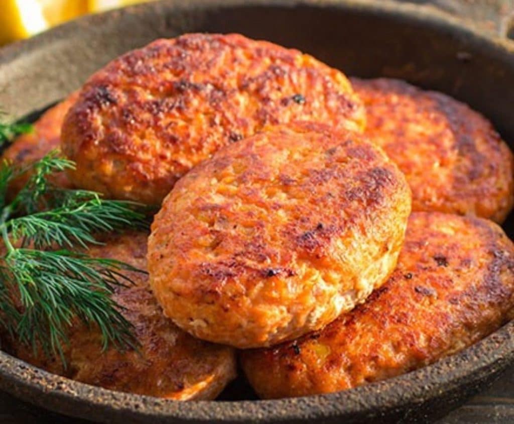 Buy Salmon Fish cakes 6 in pack Online at the Best Price, Free UK ...