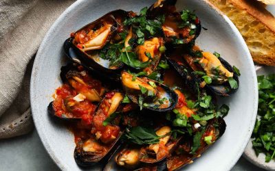 Mussels in Spicy Tomato Sauce