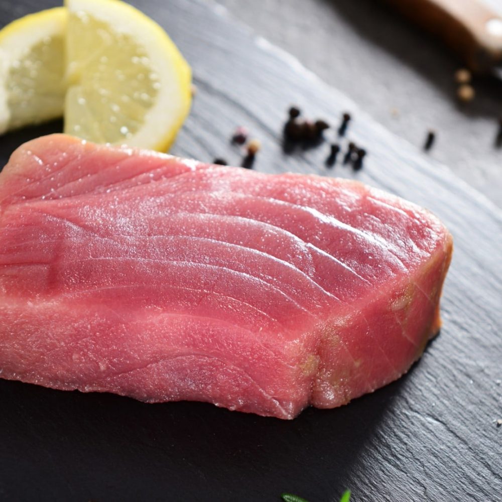 Tuna Loins 1kg. Raw Tuna Loin with lemon